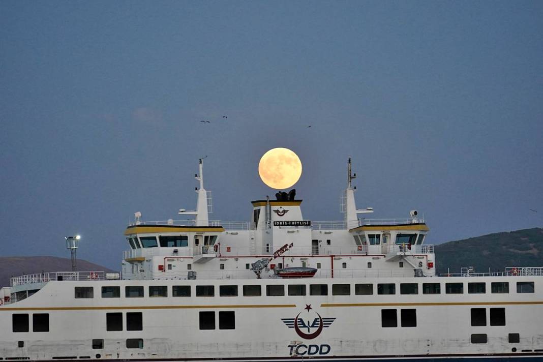 Doğa olayı mı, felaket habercisi mi? 'Kanlı Ay' tutulması ve bilimsel gerçekler 3